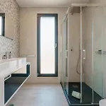 Vila Dino With Ocean View