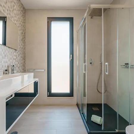 Villa Dino With Ocean View